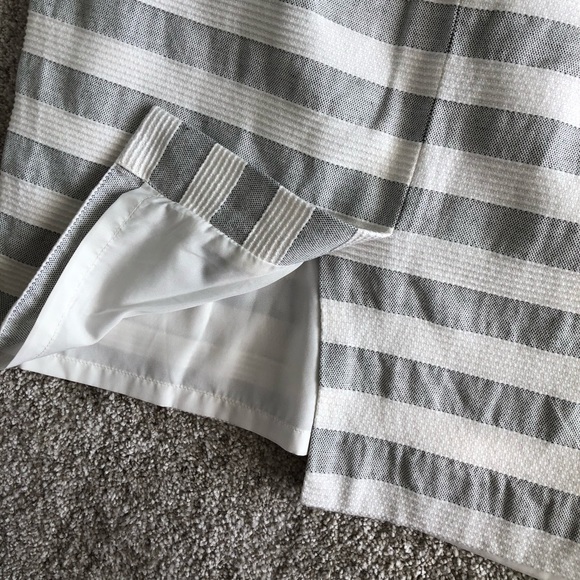 LOFT pencil skirt, gray and white, size 2 - Picture 6 of 7